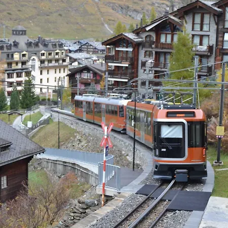 With Terrace & Matterhorn View Zermatt
