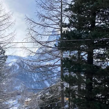 With Terrace & Matterhorn View 采尔马特